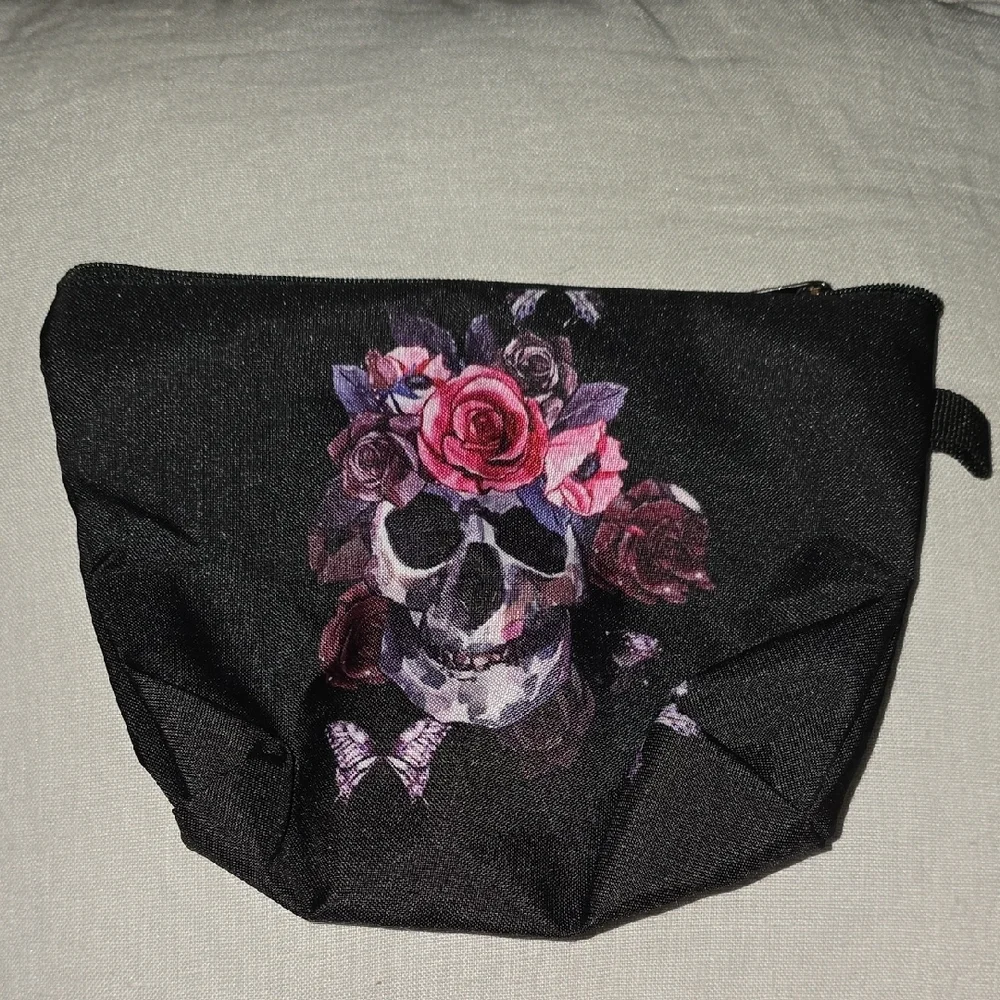 Floral Skull Black Pouch